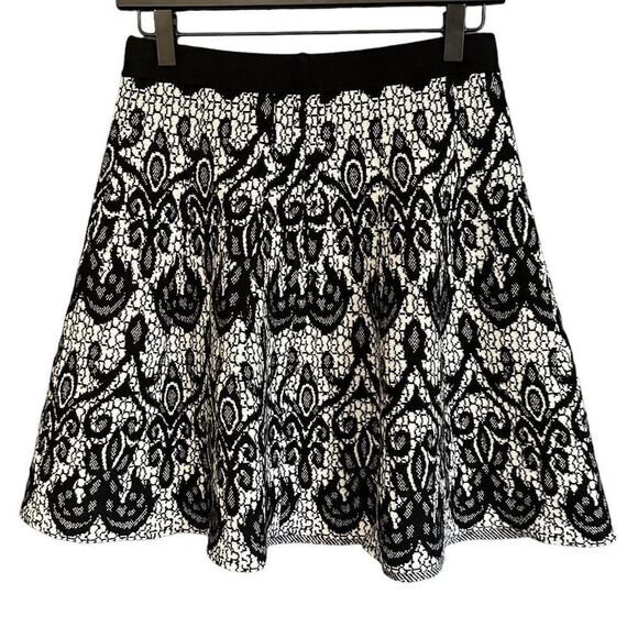 Cynthia Rowley Jacquard Print Knit Skirt - Picture 6 of 10